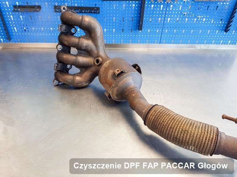 Filtr DPF układu redukcji emisji spalin do samochodu marki PACCAR w Głogowie wyremontowany na specjalistycznej maszynie, gotowy do zamontowania