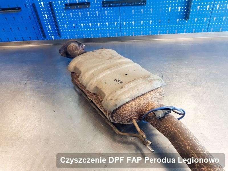 Filtr DPF do samochodu marki Perodua w Legionowie wypalony w dedykowanym urządzeniu, gotowy do zamontowania