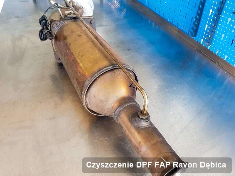 Filtr DPF układu redukcji emisji spalin do samochodu marki Ravon w Dębicy naprawiony na specjalistycznej maszynie, gotowy do montażu