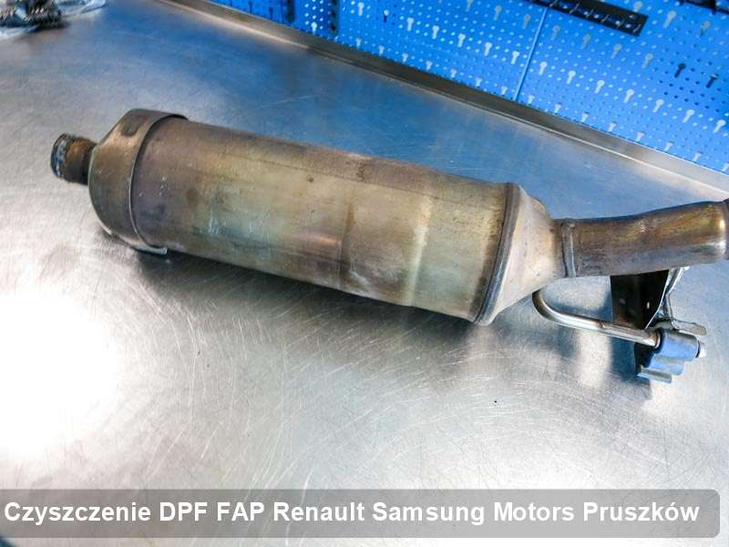 Filtr cząstek stałych FAP do samochodu marki Renault Samsung Motors w Pruszkowie wyremontowany w specjalnym urządzeniu, gotowy do instalacji