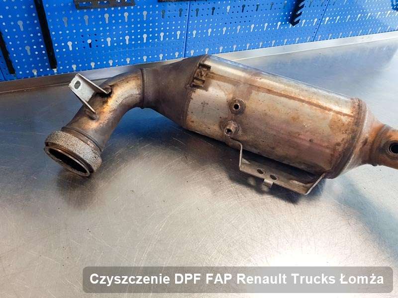 Filtr cząstek stałych DPF I FAP do samochodu marki Renault Trucks w Łomży wyczyszczony na specjalistycznej maszynie, gotowy do wysyłki