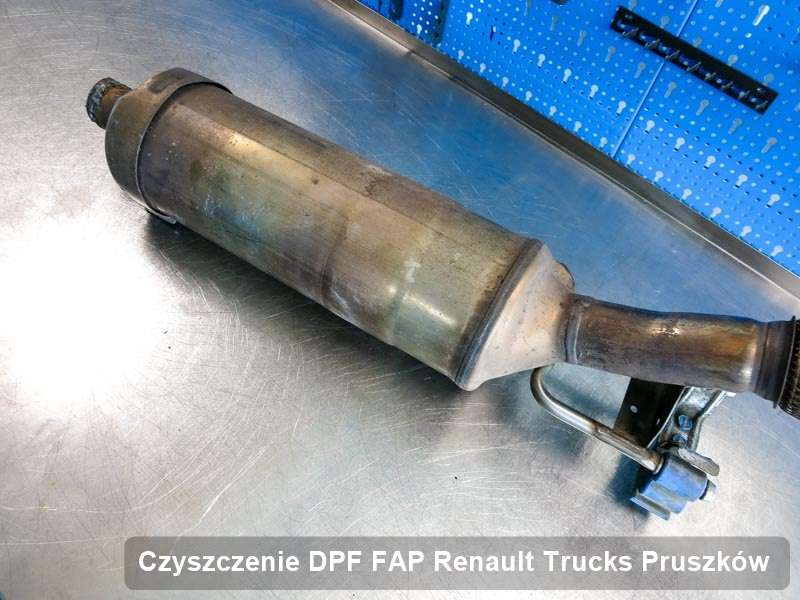 Filtr cząstek stałych DPF I FAP do samochodu marki Renault Trucks w Pruszkowie naprawiony na dedykowanej maszynie, gotowy spakowania