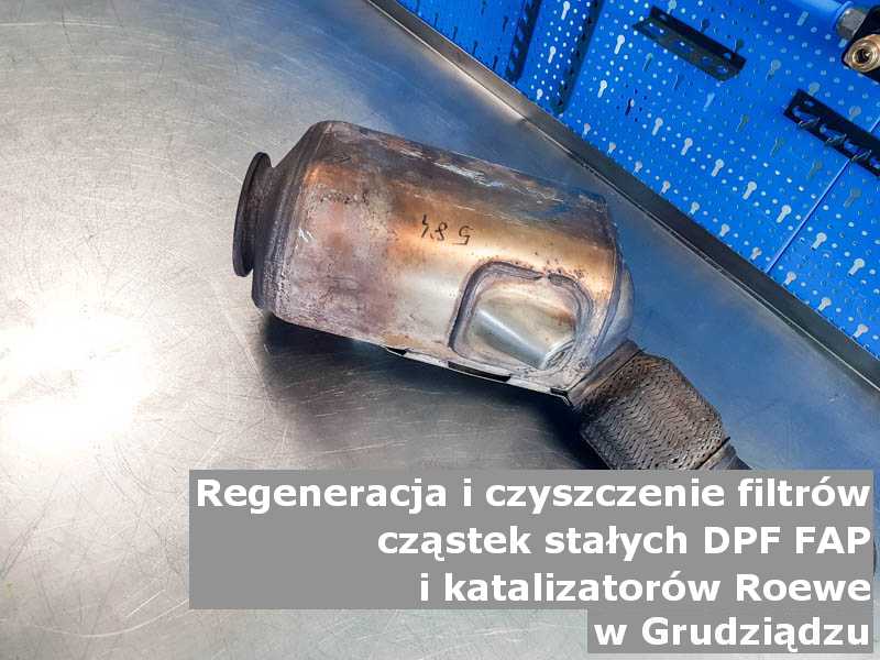 Regenerowany filtr cząstek stałych DPF marki Roewe, w pracowni regeneracji na stole, w Grudziądzu.