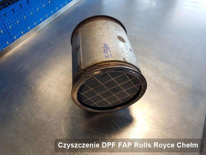 Filtr cząstek stałych do samochodu marki Rolls Royce w Chełmie zregenerowany na dedykowanej maszynie, gotowy do zamontowania