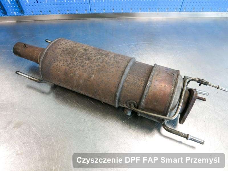 Filtr FAP do samochodu marki Smart w Przemyślu dopalony w specjalistycznym urządzeniu, gotowy spakowania