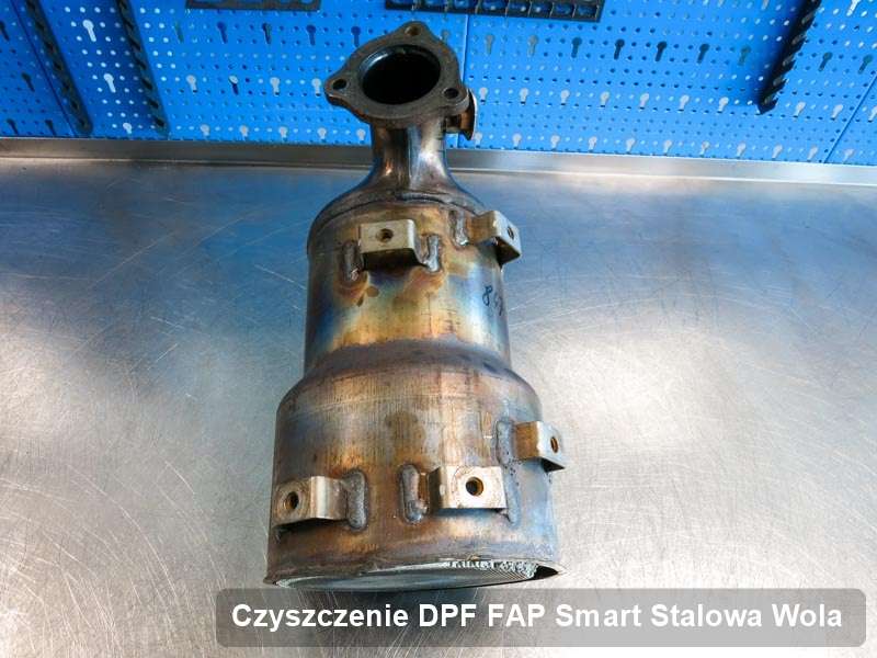 Filtr cząstek stałych DPF do samochodu marki Smart w Stalowej Woli naprawiony na dedykowanej maszynie, gotowy spakowania