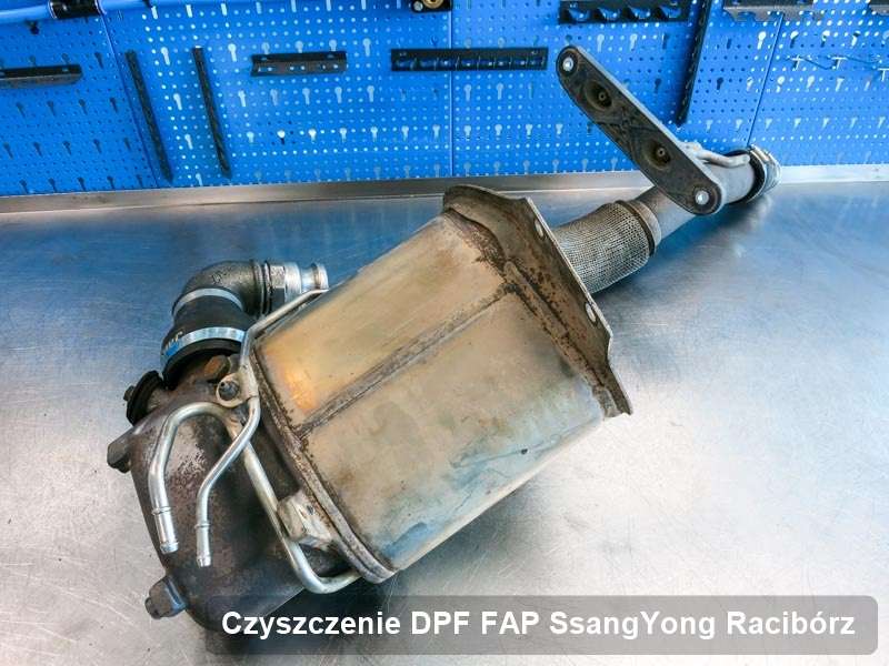 Filtr cząstek stałych DPF I FAP do samochodu marki SsangYong w Raciborzu wyczyszczony w specjalnym urządzeniu, gotowy do montażu
