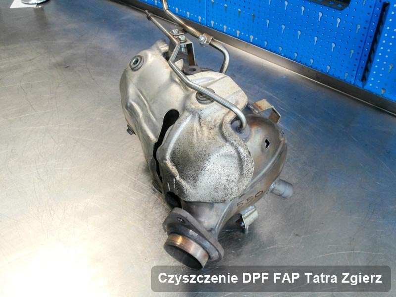 Filtr cząstek stałych do samochodu marki Tatra w Zgierzu oczyszczony na odpowiedniej maszynie, gotowy do montażu
