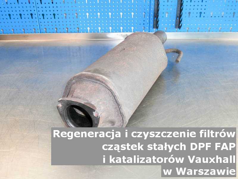 Myty filtr cząstek stałych GPF marki Vauxhall, na stole, w Warszawie.
