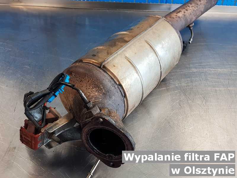 Filtr cząstek stałych FAP pod Olsztynem w punkcie obsługi technicznej w mieście Olsztyn po wypalaniu serwisowym przed wysłaniem do klienta.